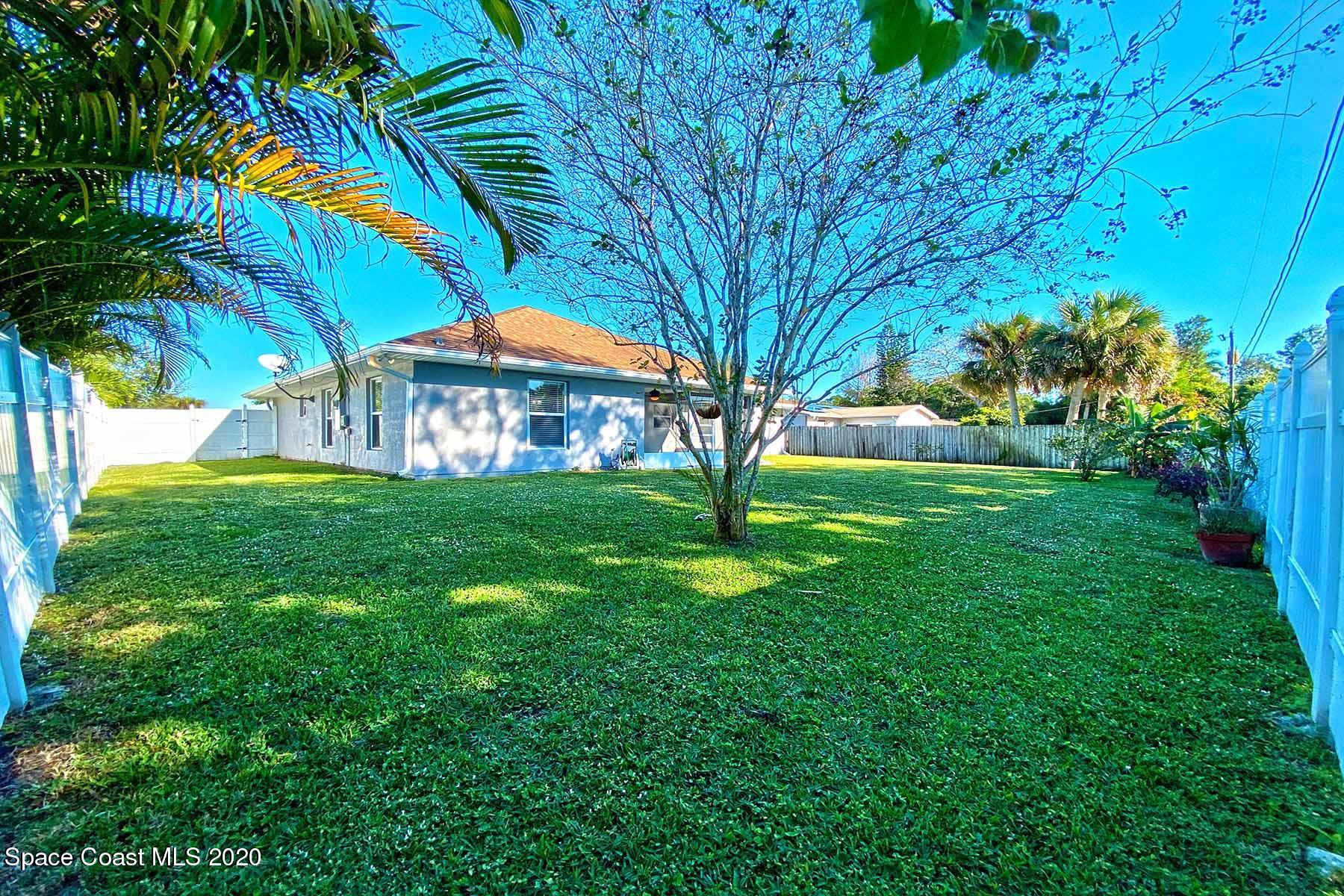 342 Perch Lane Sebastian, FL 32958 - Photo 32 of 34 Back1