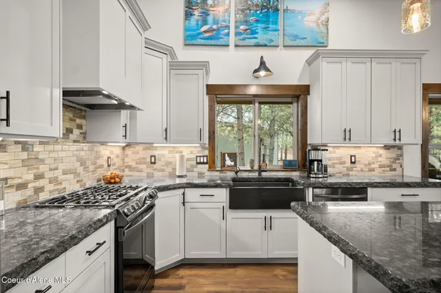 $1,299,000 | 477 South Prestige Court, Post Falls, ID 83854