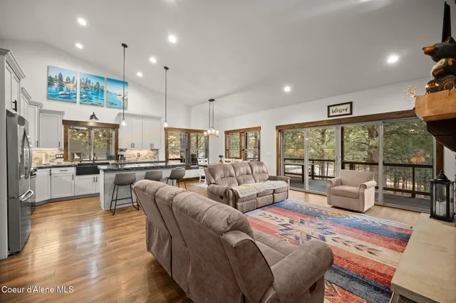 $1,299,000 | 477 South Prestige Court, Post Falls, ID 83854