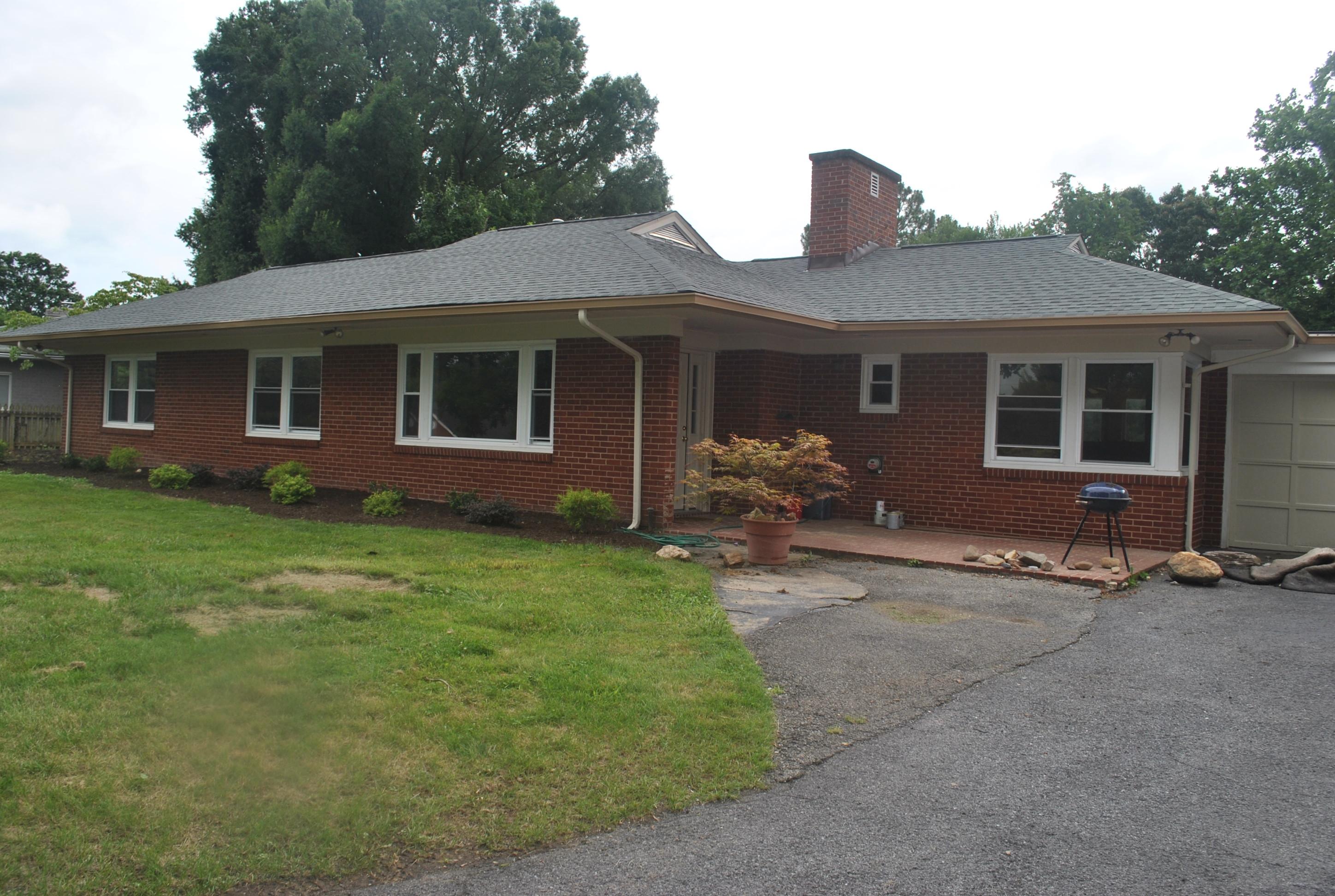3631 Winding Way Road Southwest Roanoke, VA 24015 - Photo 2 of 2 DSC_0030