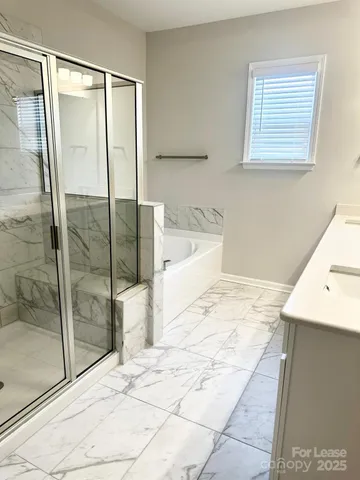 $2,400 | 5810 Coulee Place, Charlotte, NC 28215