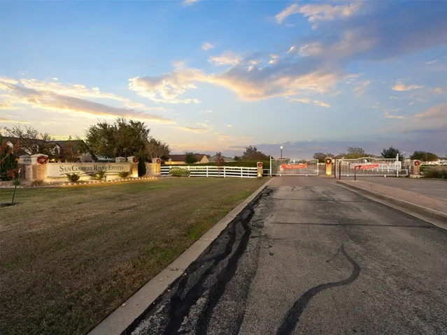 $495,000 | 233 Courtnee's Way, Georgetown, TX 78626