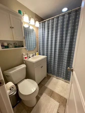 $3,300 | 539.5 Ridge Road, Wilmette, IL 60091