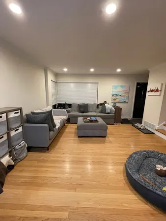 $3,300 | 539.5 Ridge Road, Wilmette, IL 60091