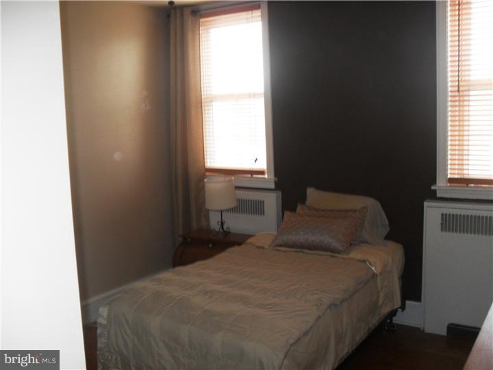 3041 Knorr Street Philadelphia, PA 19149 - Photo 16 of 24