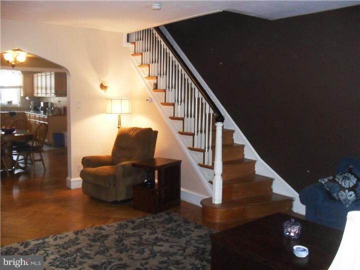 3041 Knorr Street Philadelphia, PA 19149 - Photo 6 of 24