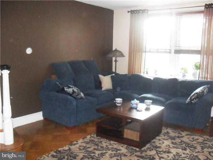 3041 Knorr Street Philadelphia, PA 19149 - Photo 7 of 24