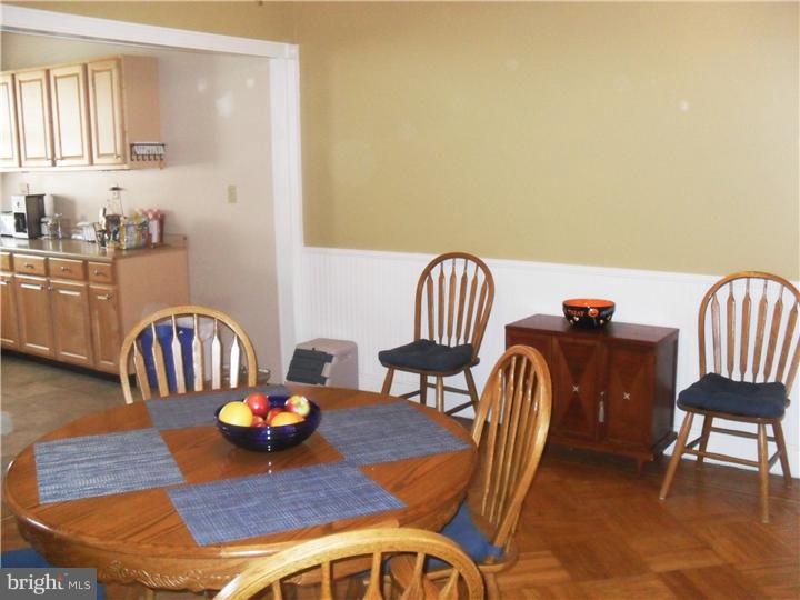 3041 Knorr Street Philadelphia, PA 19149 - Photo 9 of 24