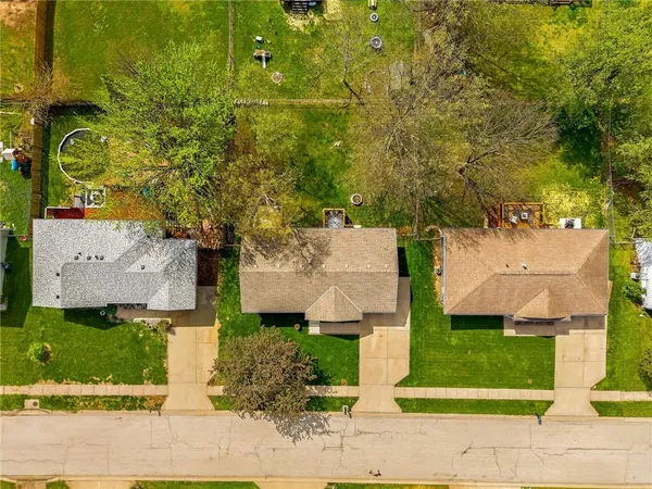 $315,000 | 1314 Susan Street, Kearney, MO 64060