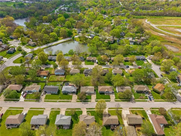 $315,000 | 1314 Susan Street, Kearney, MO 64060