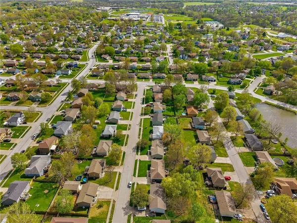 $315,000 | 1314 Susan Street, Kearney, MO 64060