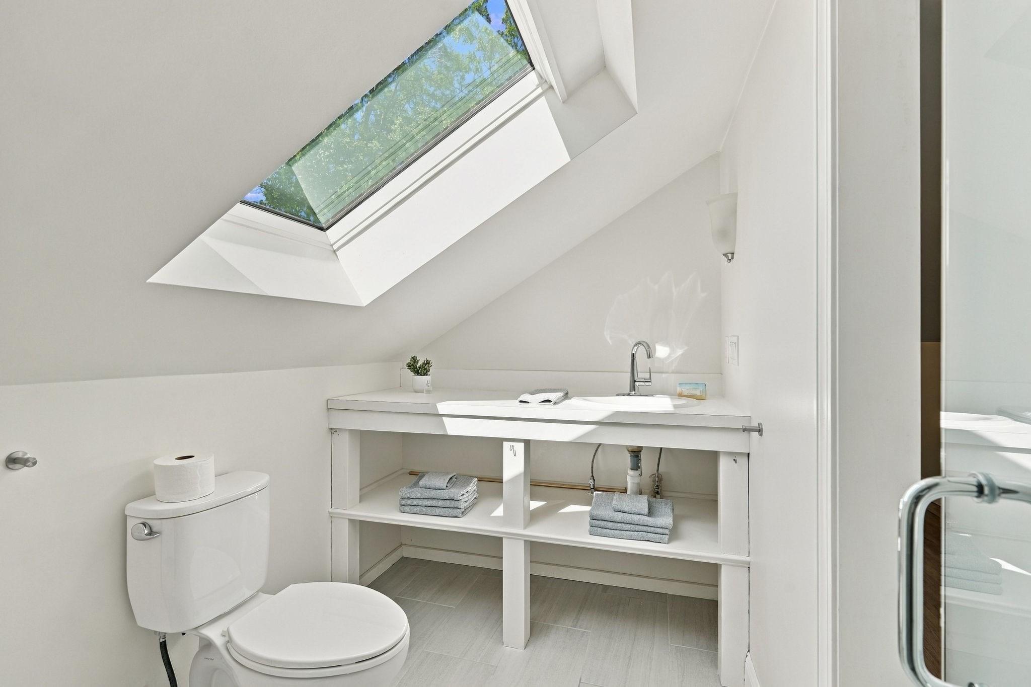 6-8 Goodman Road, Unit 6 Cambridge, MA 02139 - Photo 20 of 25 Gallery Image 20