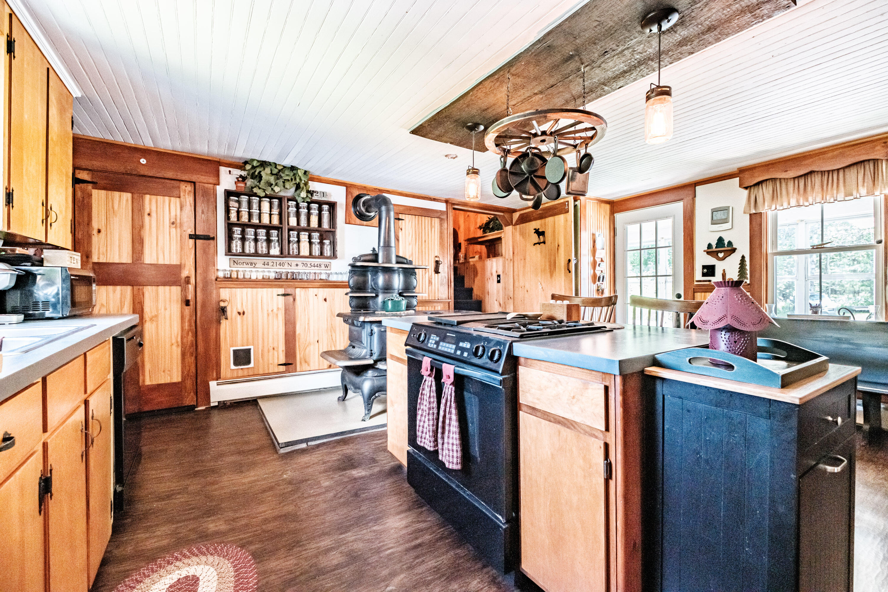 173 Greenwood Road Norway, ME 04268 - Photo 18 of 93