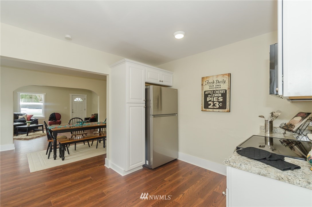 907 Southwest Mayer Street Winlock, WA 98596 - Photo 11 of 25 Gallery Image 11