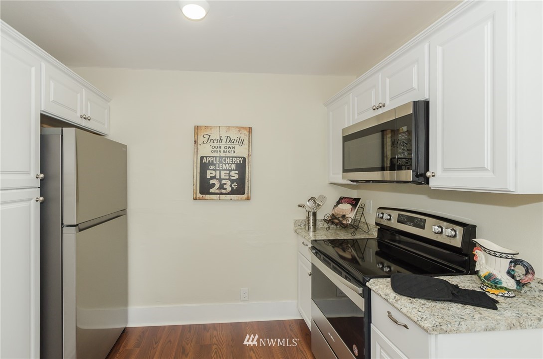 907 Southwest Mayer Street Winlock, WA 98596 - Photo 12 of 25 Gallery Image 12