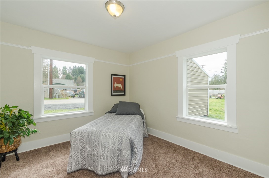 907 Southwest Mayer Street Winlock, WA 98596 - Photo 18 of 25 Gallery Image 18