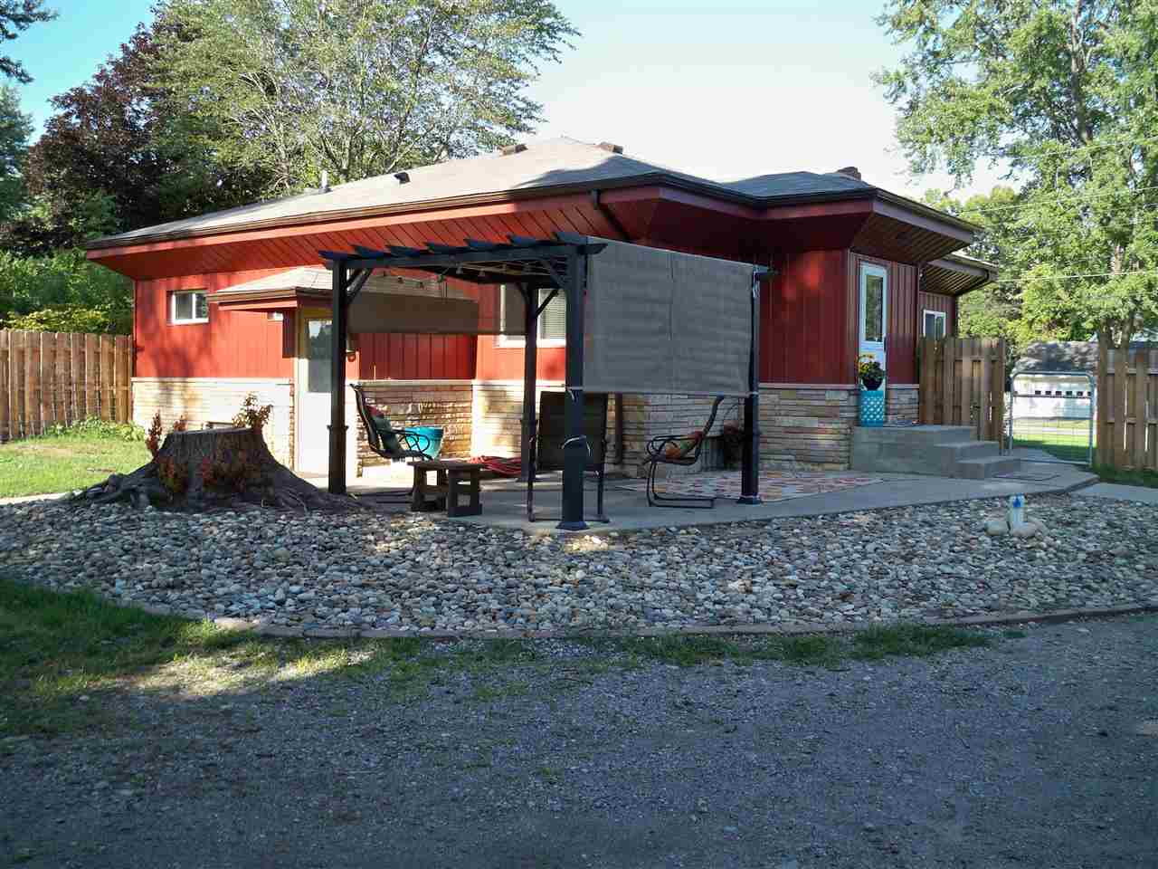 55089 Sundown Road South Bend, IN 46628 - Photo 6 of 34