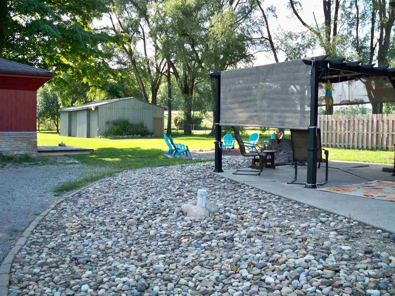 55089 Sundown Road South Bend, IN 46628 - Photo 8 of 34