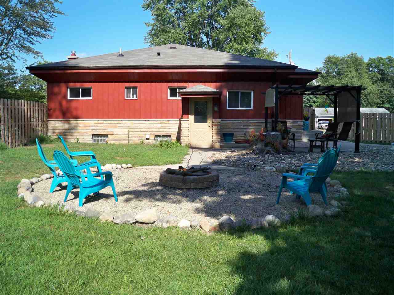 55089 Sundown Road South Bend, IN 46628 - Photo 9 of 34