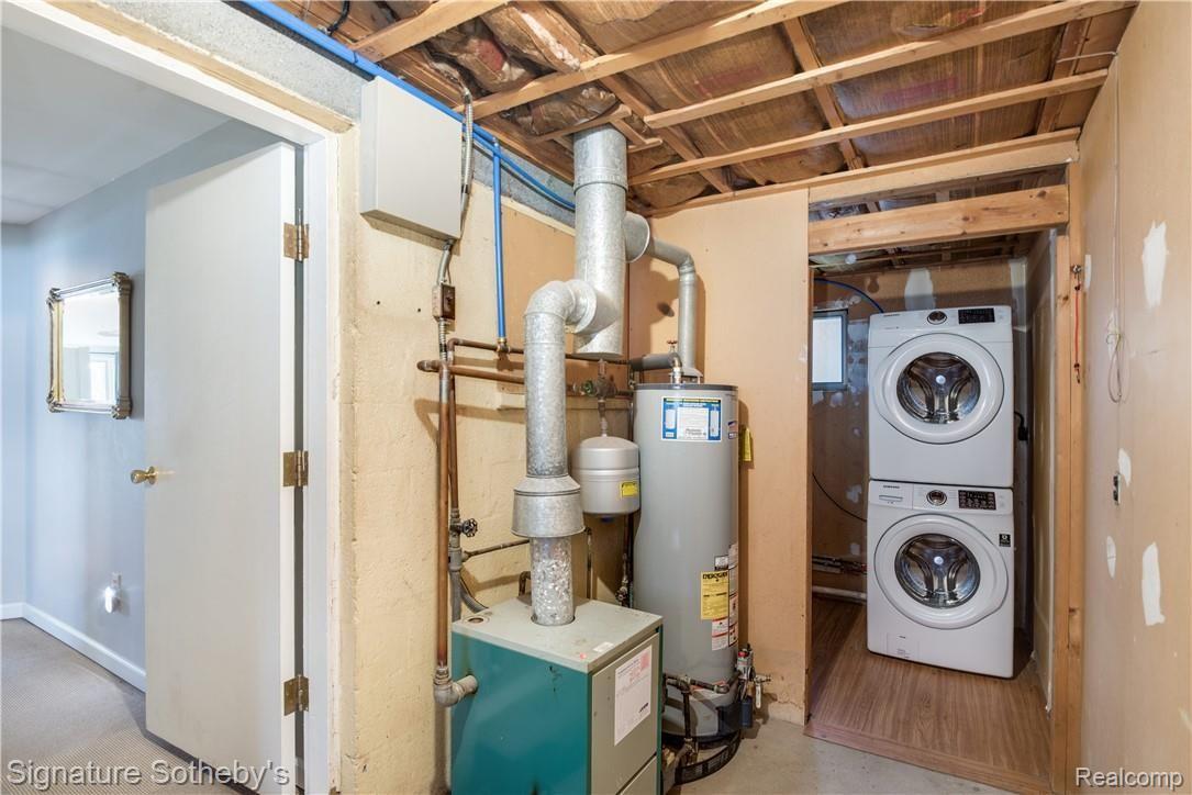 9175 Hilton Road Brighton, MI 48114 - Photo 18 of 24 Updated Mechanicals and newer well.
