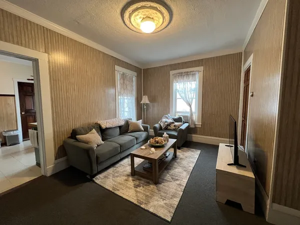 $2,100 | 60 Hichborn Street, Unit 1, Boston, MA 02135