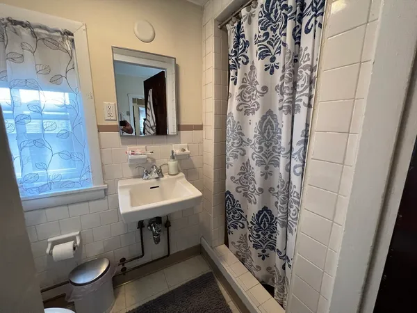 $2,100 | 60 Hichborn Street, Unit 1, Boston, MA 02135