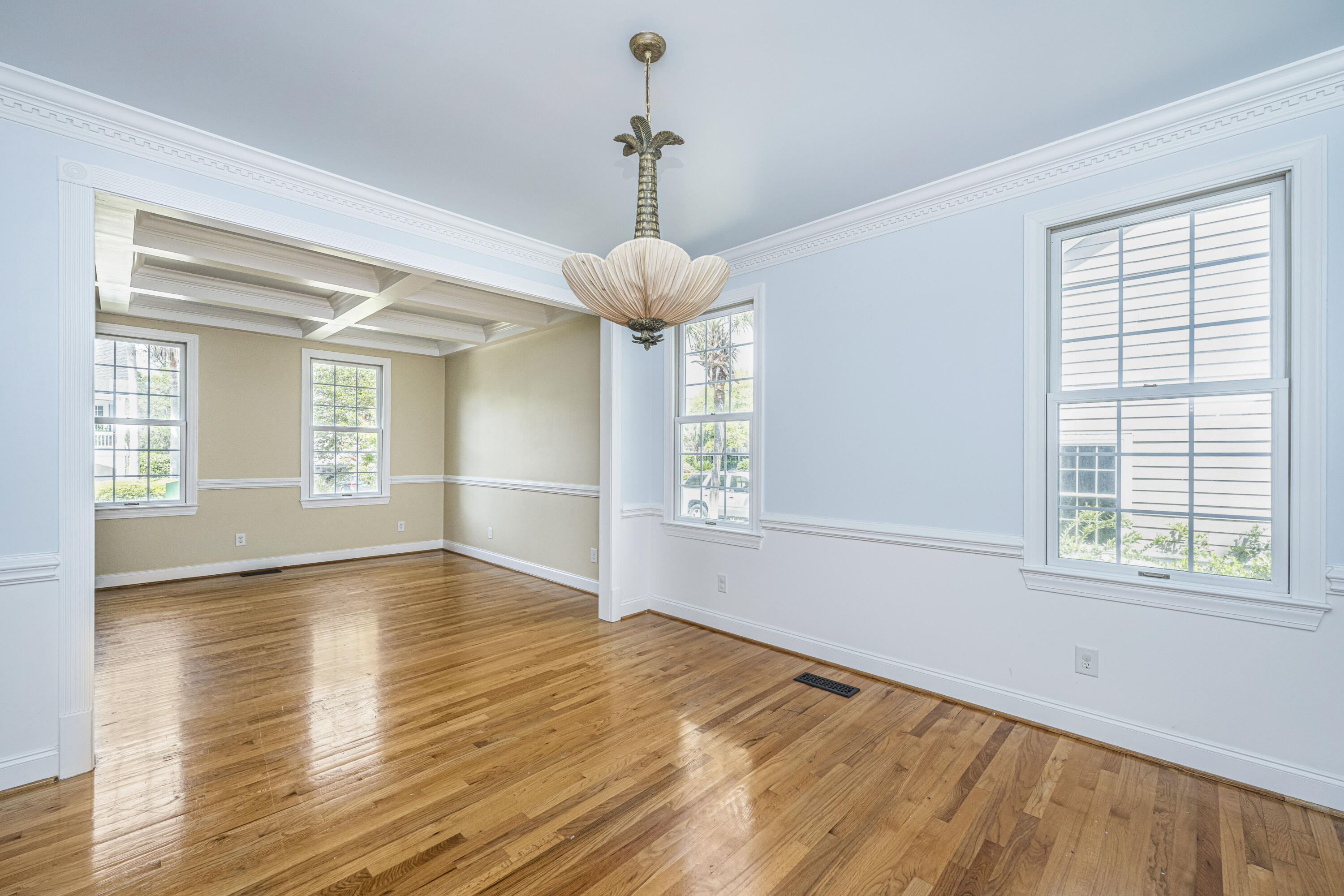 1624 Sewee Fort Road Mount Pleasant, SC 29466 - Photo 3 of 28 1624SeweeFortRd10