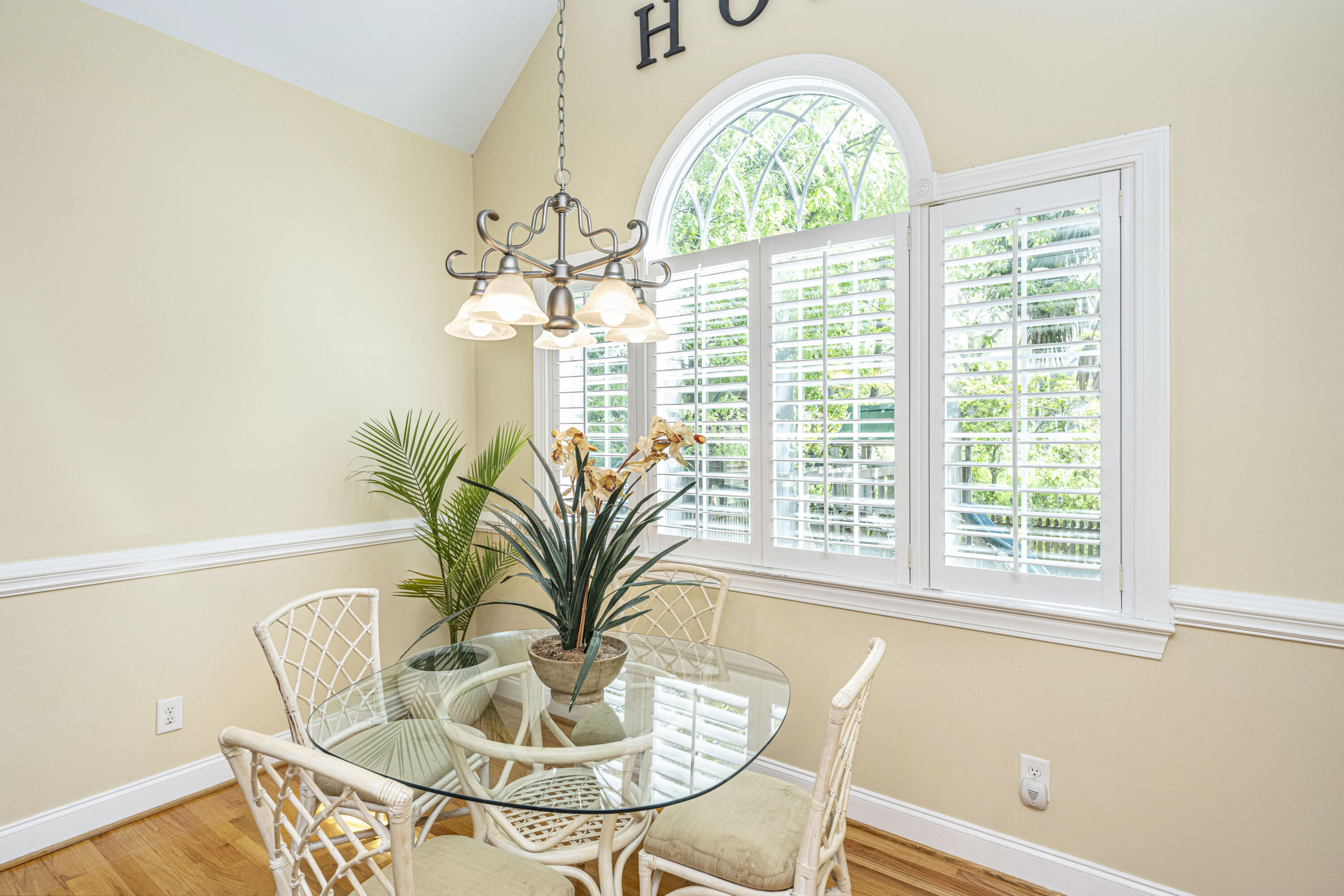 1624 Sewee Fort Road Mount Pleasant, SC 29466 - Photo 6 of 28 1624SeweeFortRd21