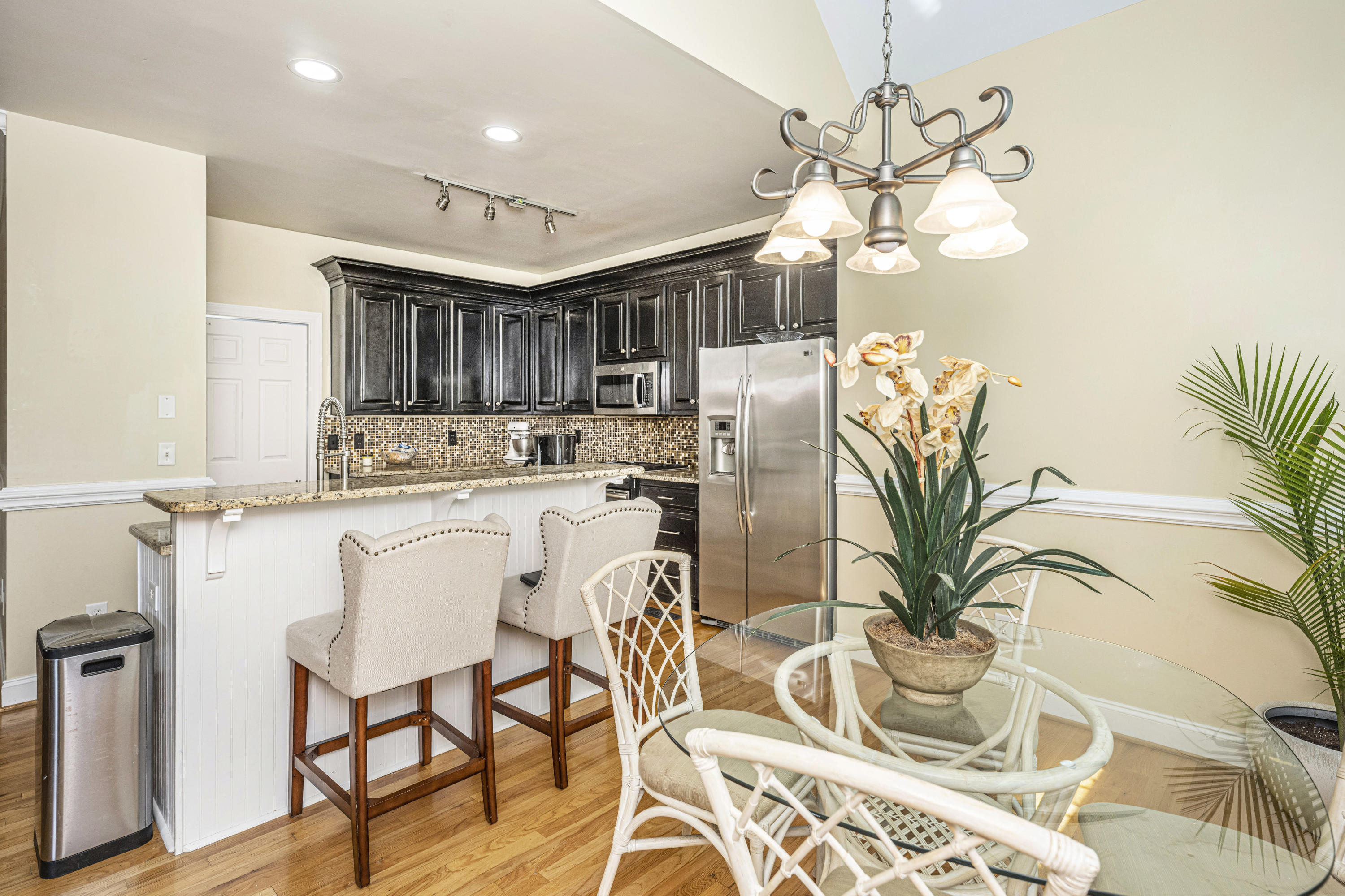 1624 Sewee Fort Road Mount Pleasant, SC 29466 - Photo 8 of 28 1624SeweeFortRd20