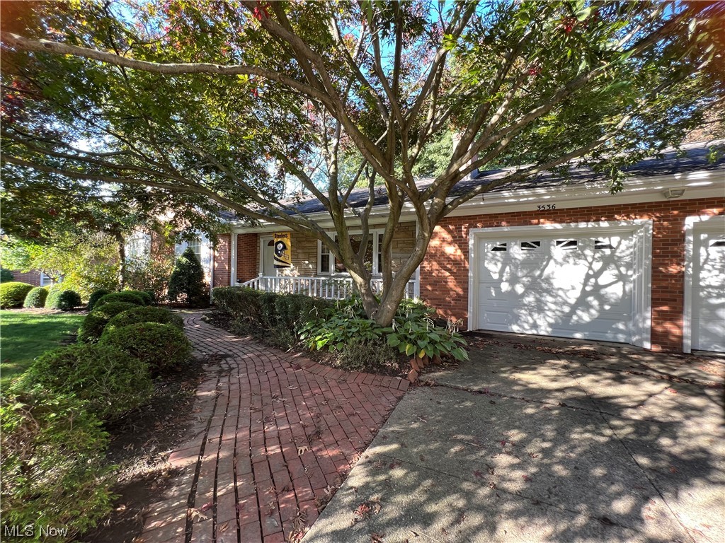 3536 Oak Road Stow, OH 44224 - Photo 3 of 32 Gallery Image 3