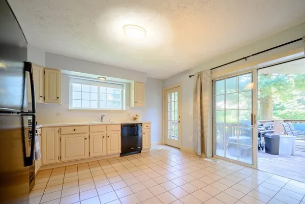 $3,400 | 4 Driftwood Way, Unit 4, Ashland, MA 01721