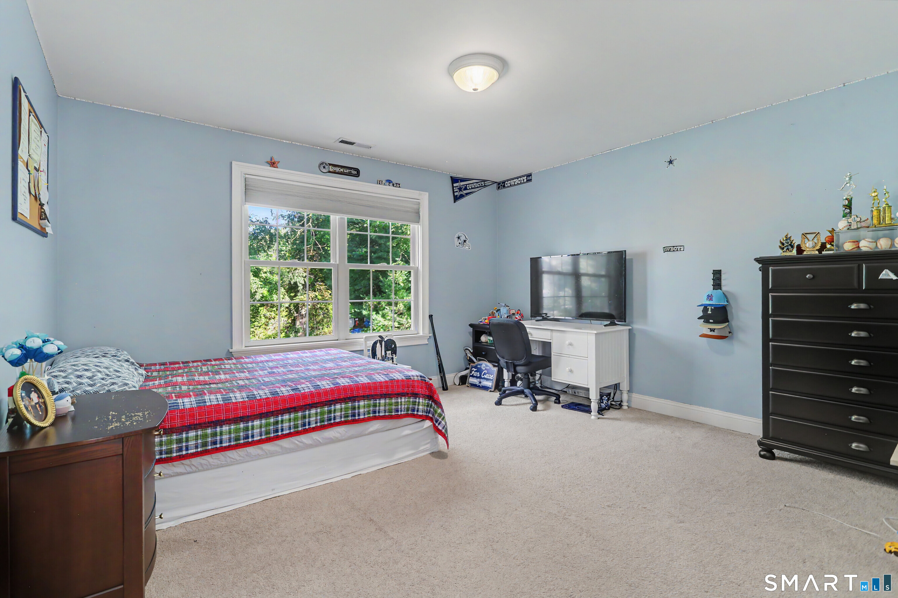 218 Stonehouse Road Trumbull, CT 06611 - Photo 13 of 27 Gallery Image 13