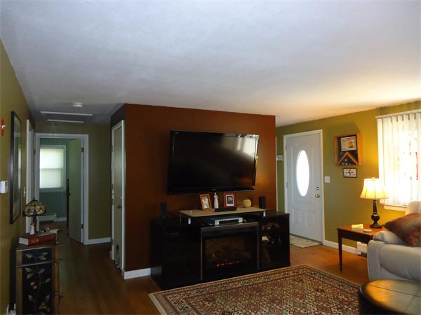 154 Vining Hill Road Southwick, MA 01077 - Photo 4 of 20 Gallery Image 4
