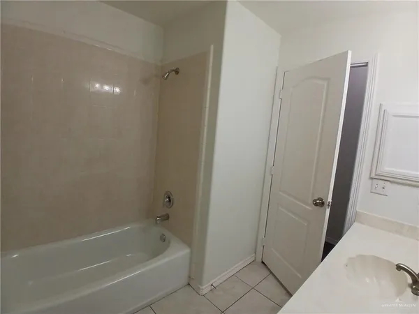 $2,300 | 130 San Jacinto Street, Mission, TX 78572