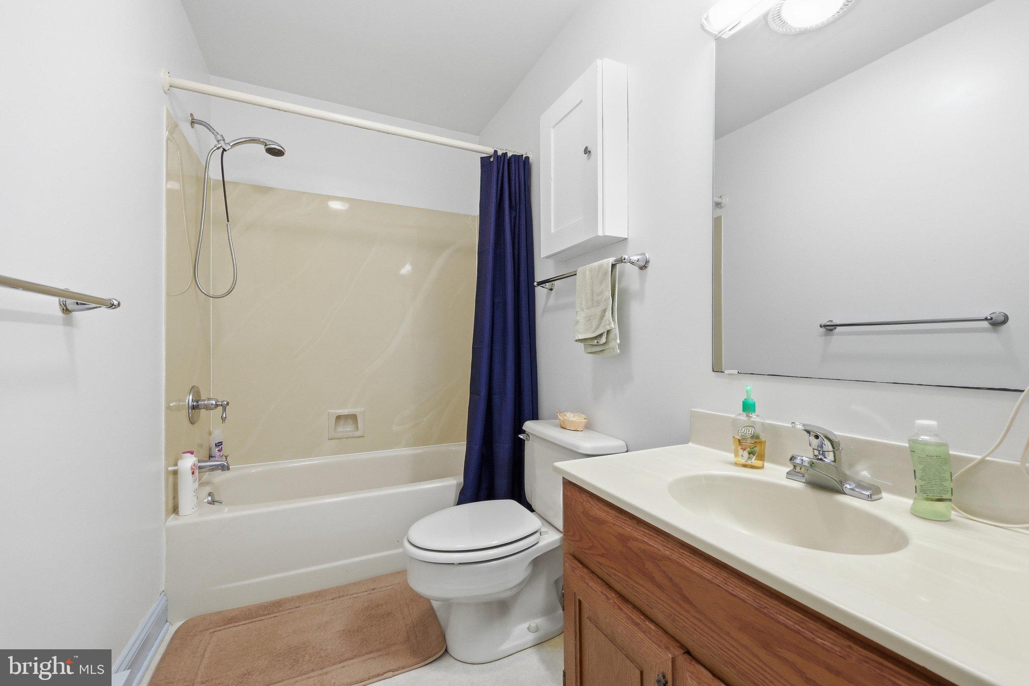 15613 Natural Well Road Williamsport, MD 21795 - Photo 29 of 54 Hall Bath
