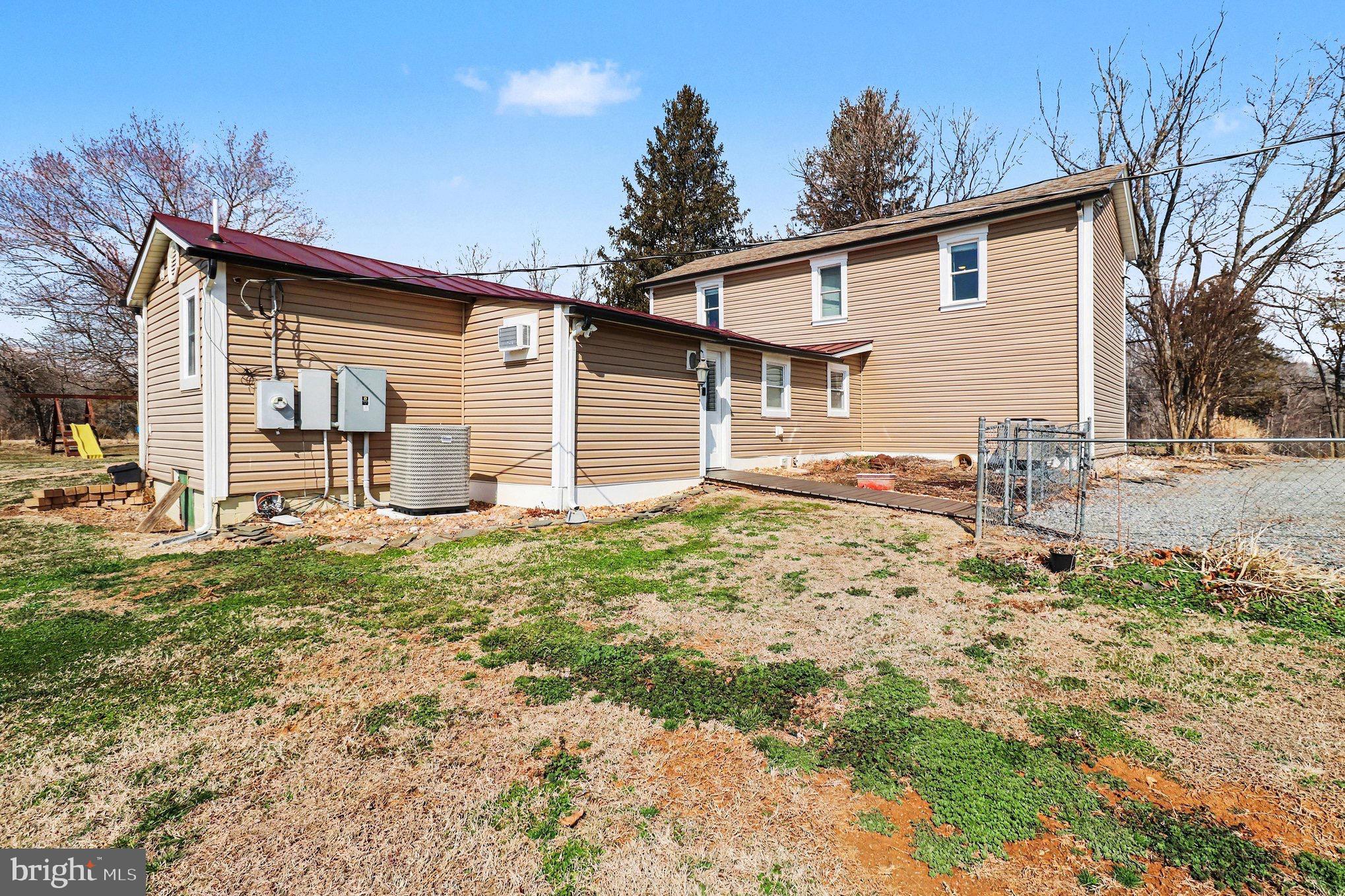 5408 Lewiston Road Spotsylvania, VA 22551 - Photo 28 of 32 a view of a house with a yard