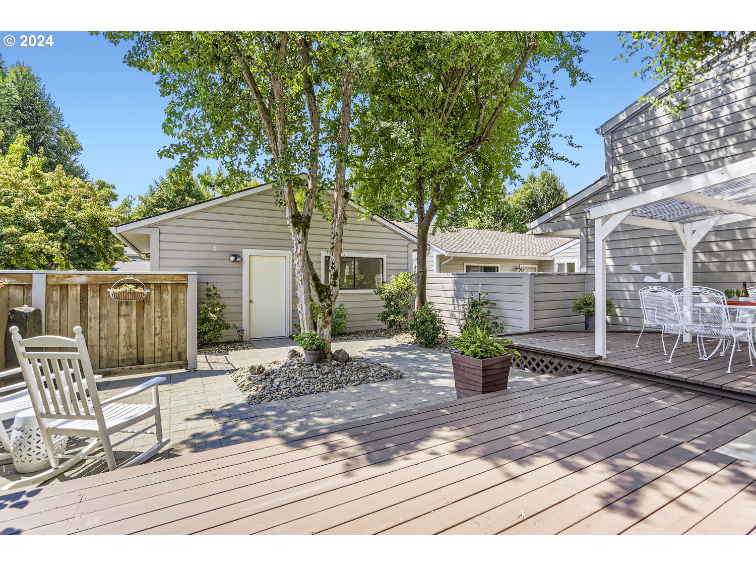 32080 Southwest Boones Bend Road Wilsonville, OR 97070 - Photo 2 of 31 Courtyard