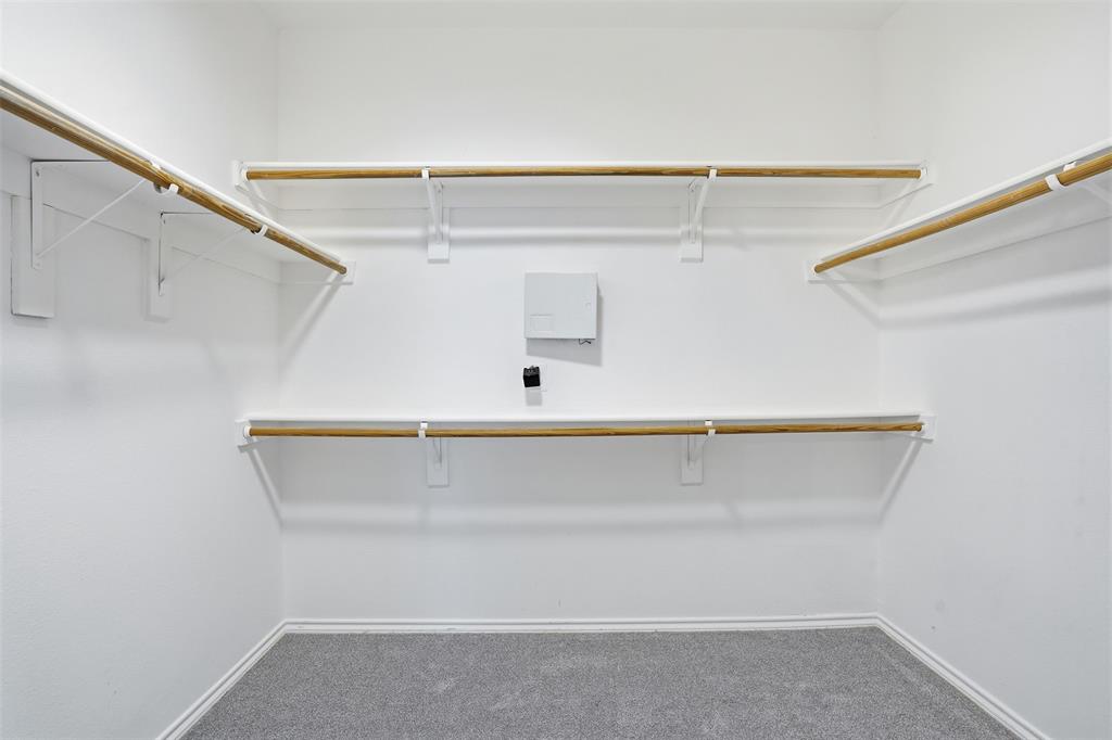 4304 Vine Ridge Court Arlington, TX 76017 - Photo 13 of 32