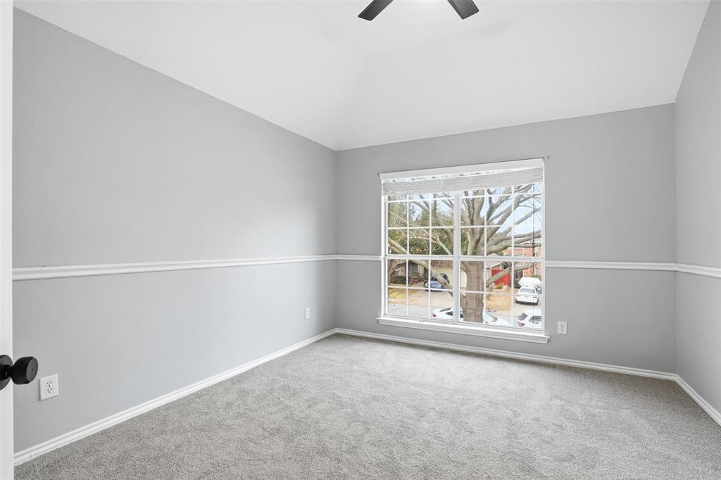 4304 Vine Ridge Court Arlington, TX 76017 - Photo 27 of 32