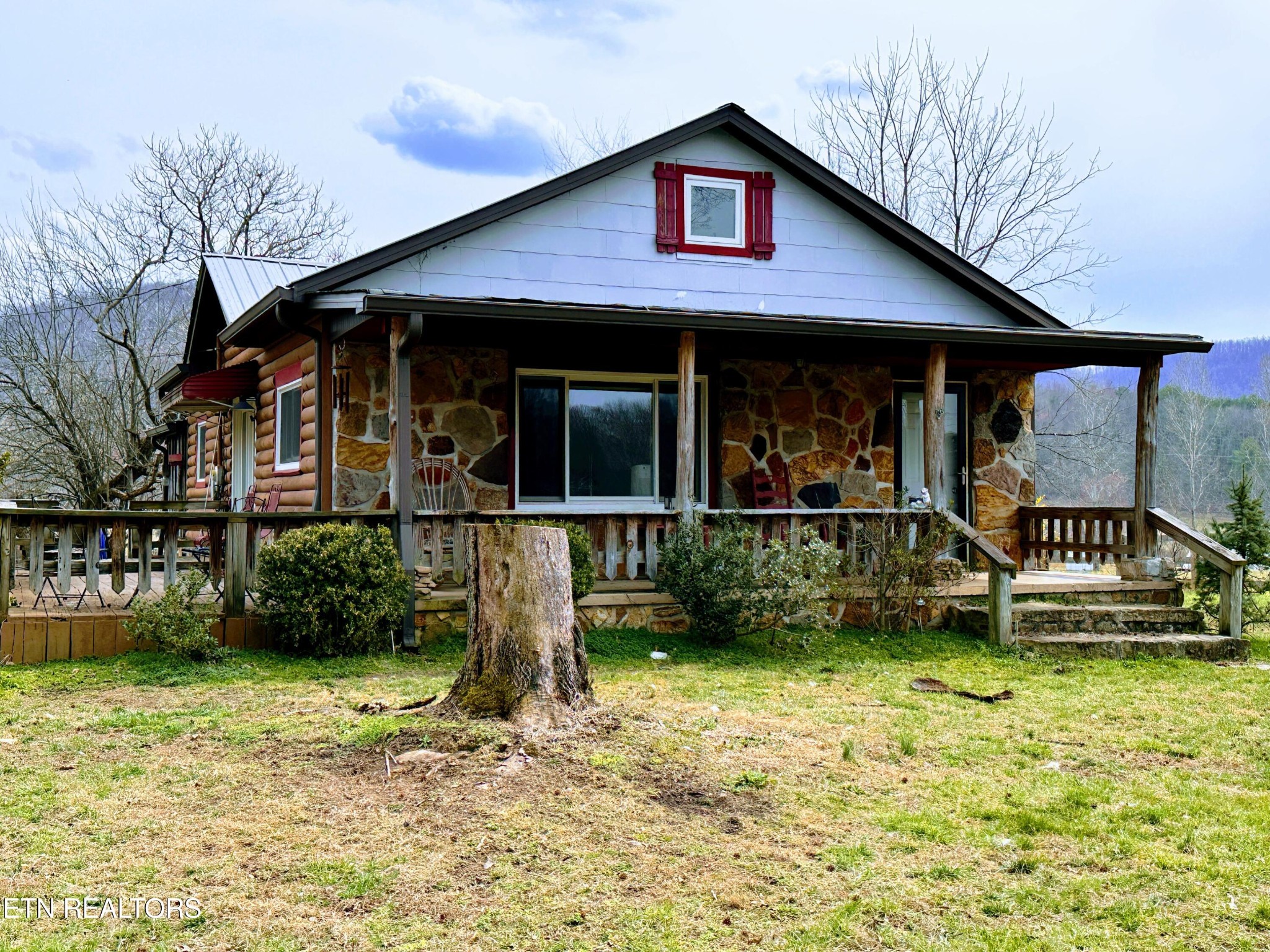 1370 Clay Hill Road Winfield, TN 37892 - Photo 2 of 34 Gallery Image 2