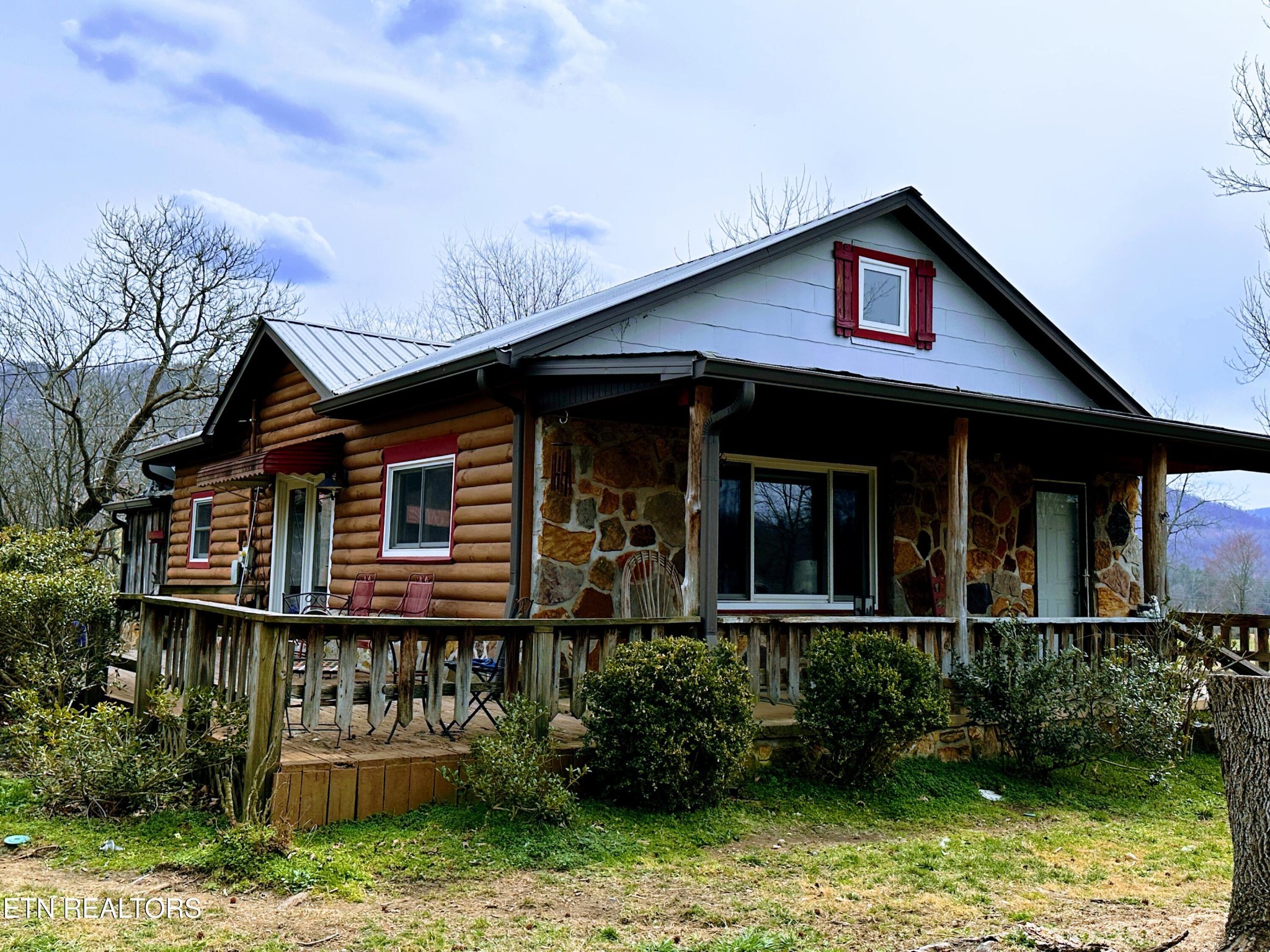 1370 Clay Hill Road Winfield, TN 37892 - Photo 4 of 34 Gallery Image 4