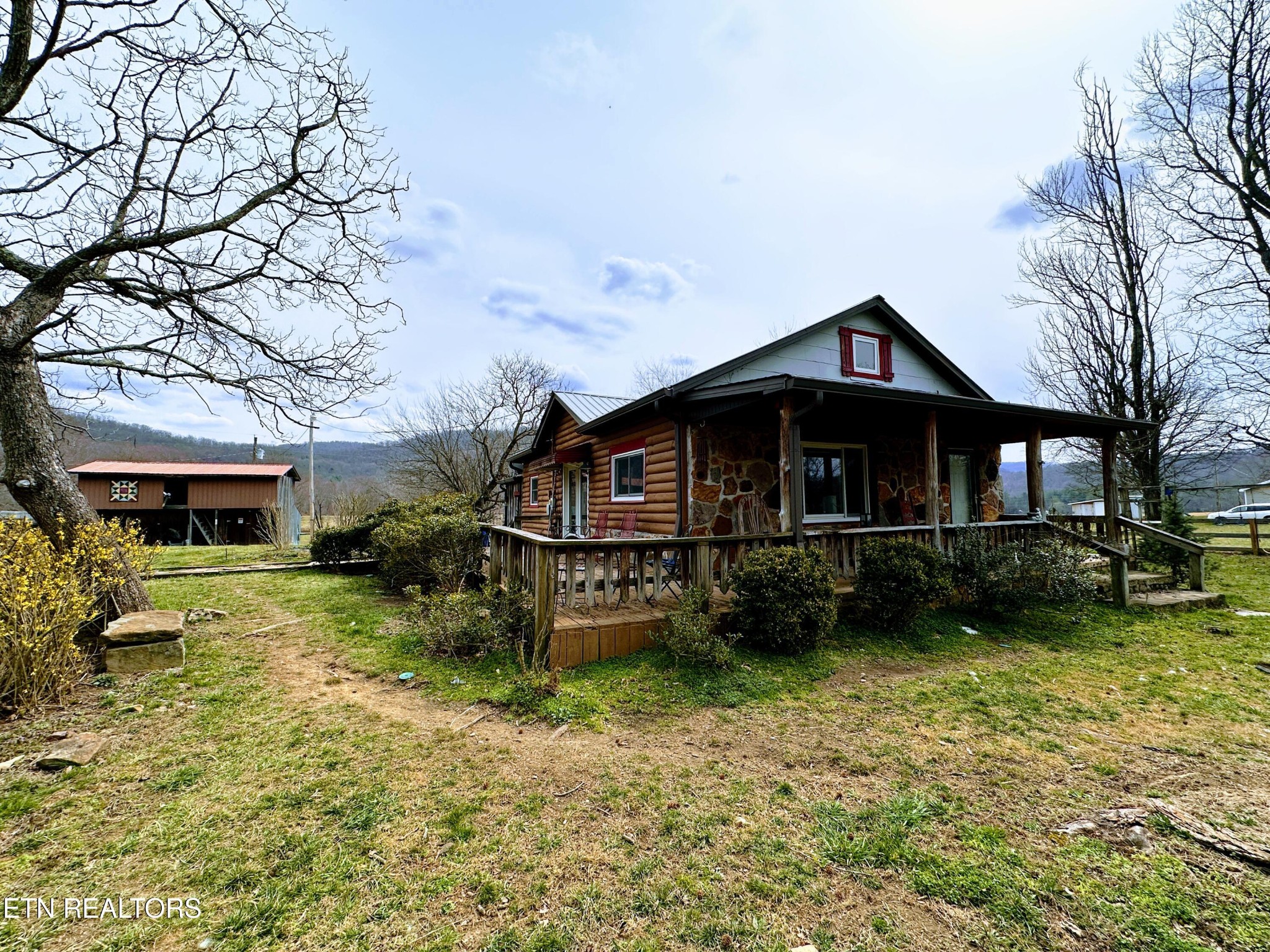 1370 Clay Hill Road Winfield, TN 37892 - Photo 5 of 34 Gallery Image 5