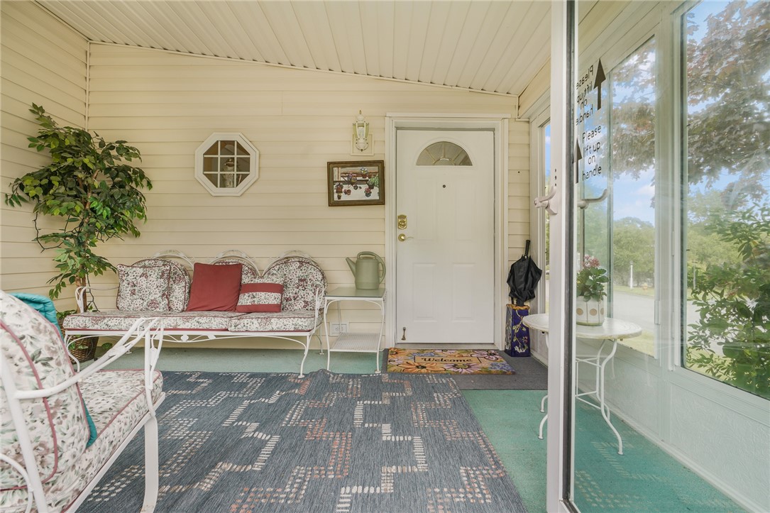 4 Nightingale Lane Tiverton, RI 02878 - Photo 3 of 21