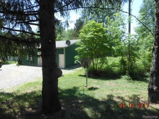 5322 Skelton Road Columbiaville, MI 48421 - Photo 11 of 40 DSCN5115.JPG
