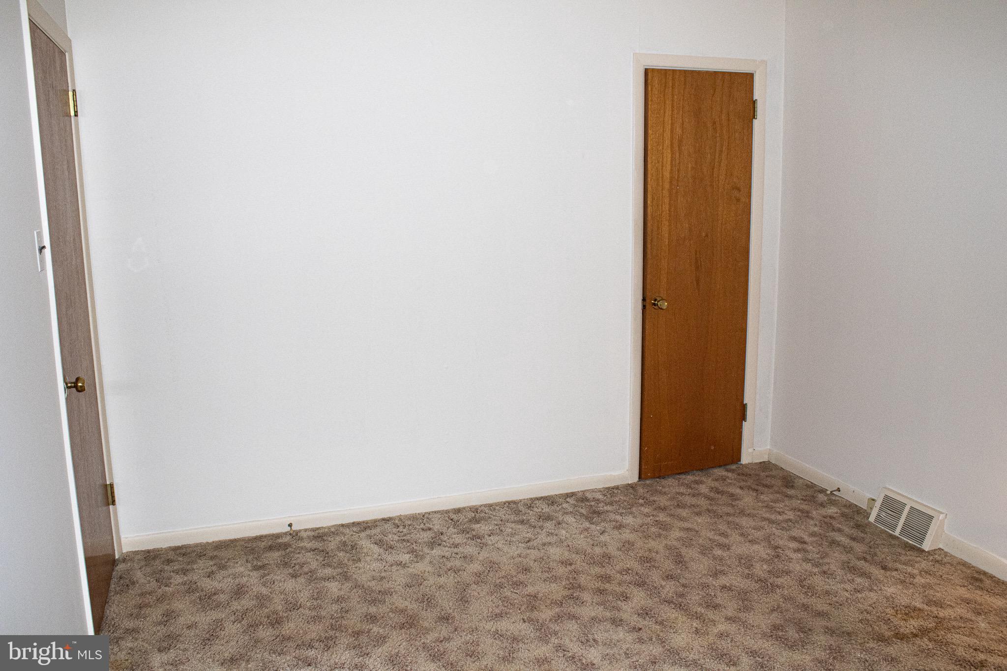 11819 Brandon Road Philadelphia, PA 19154 - Photo 17 of 25 Gallery Image 17
