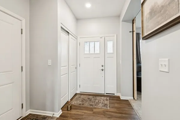 $399,000 | 1053 Honey Locust Drive, Crystal Lake, IL 60012