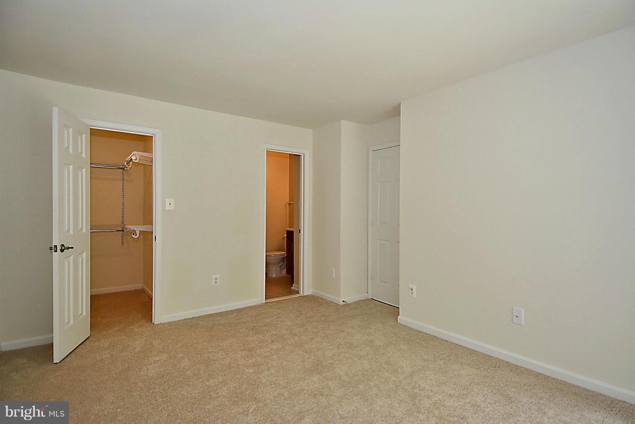 2229 Lovedale Lane, Unit 2229E Reston, VA 20191 - Photo 8 of 19 Bedroom (Master)