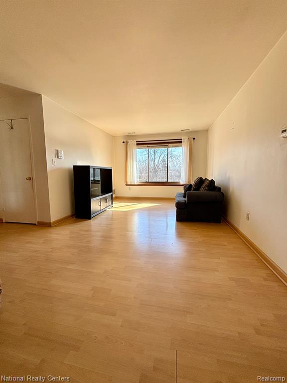 4961 East 10 Mile Road, Unit 8 Warren, MI 48091 - Photo 22 of 38 Gallery Image 22