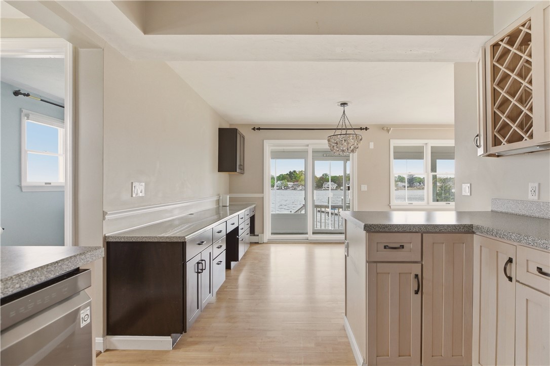 507 County Road Barrington, RI 02806 - Photo 20 of 45