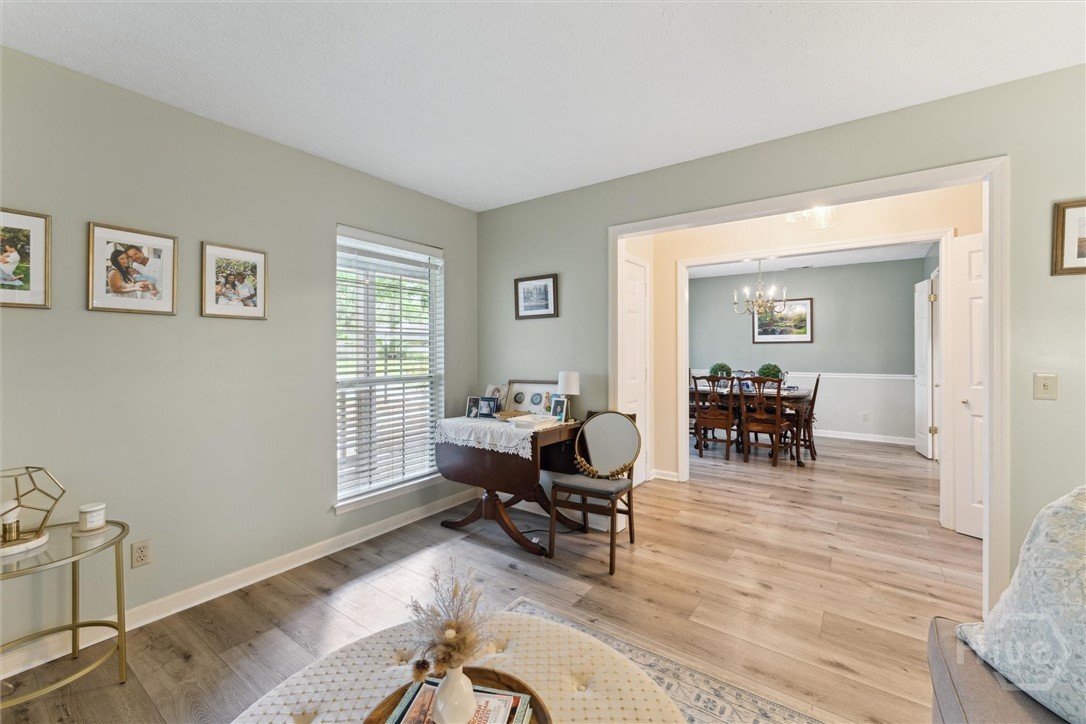 3 Watford Road Savannah, GA 31419 - Photo 5 of 48 Formal LR /Office